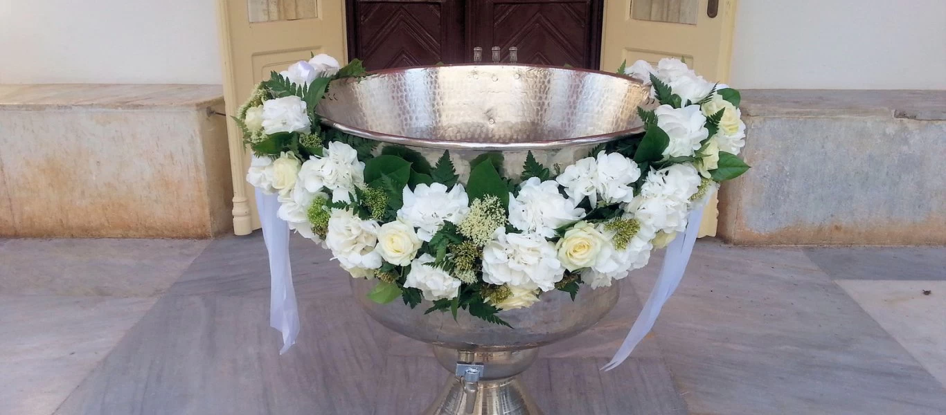 Όταν κάνεις ντιλίβερι... κολυμπήθρα (φωτο)